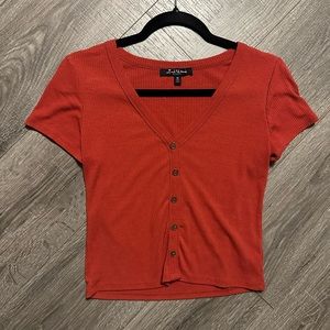 Mixed Threads coral top. Size Medium.